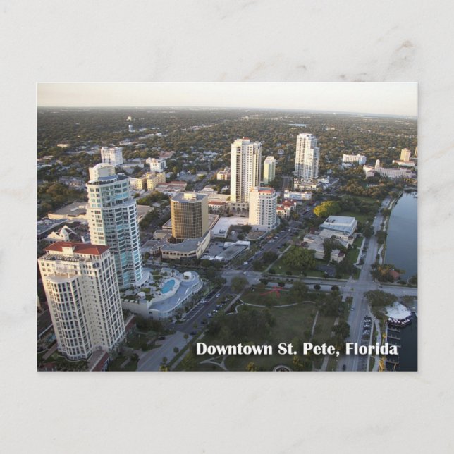 Im Stadtzentrum gelegenes St. Petersburg, Florida Postkarte (Vorderseite)