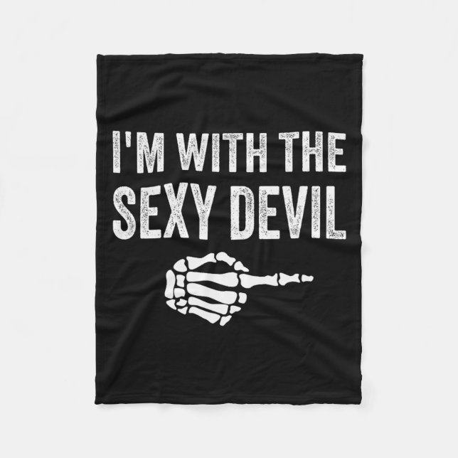 I'm With The Y Devil Halloween Couples Costume  Fleecedecke (Vorderseite)