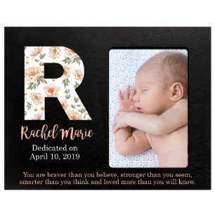 Image noire plus courageuse que de jolies fleurs