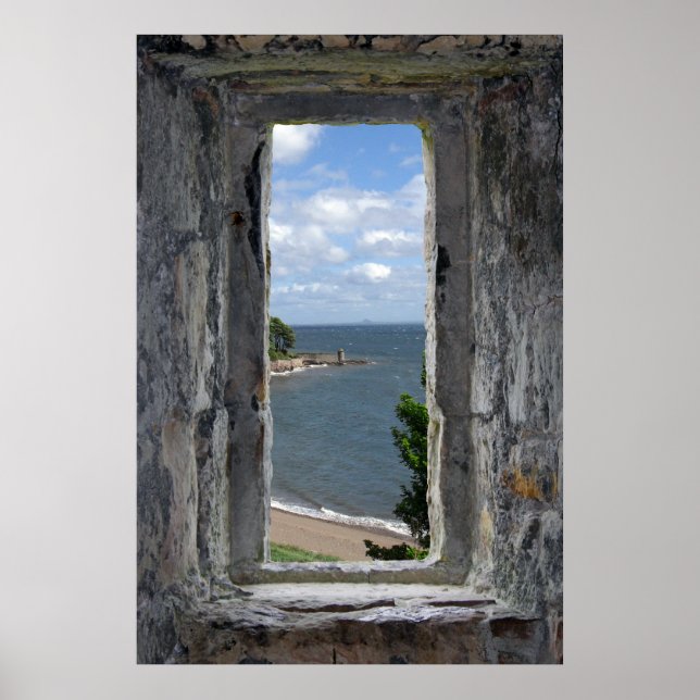 Imitate Fenster - Burg Ausblick auf das Meer Poster (Vorne)