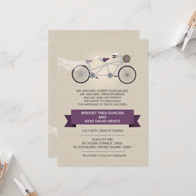 Imitate Leinen Plum Tandem Fahrradhochzeit Einladung (Vorderseite/Rückseite Beispiel)