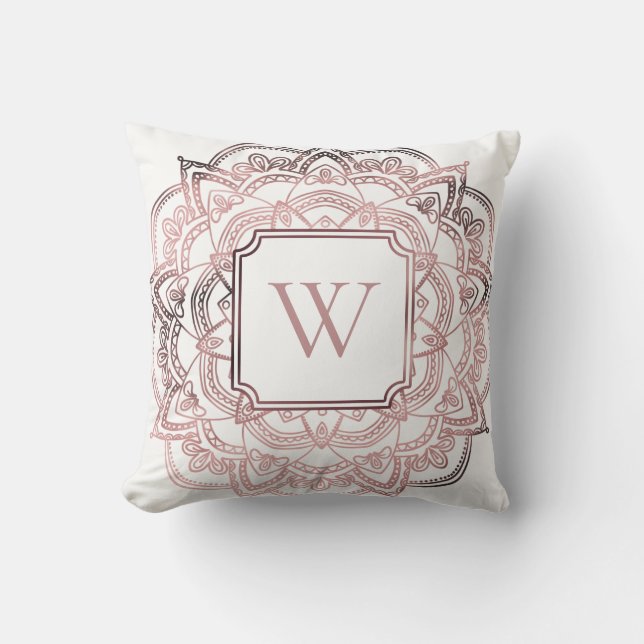 Imitate Rose Gold Foil Mandala mit Monogramm auf W Kissen (Vorderseite)