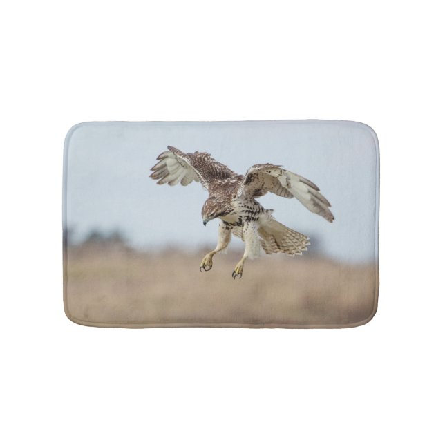 Immature Red Tail Hawk Hovering Badematte (Vorderseite)