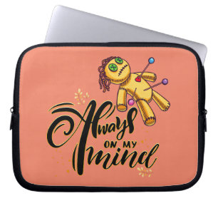 Immer auf meinem Kopf Funny Halloween Voodoo Doll Laptopschutzhülle
