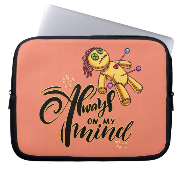 Immer auf meinem Kopf Funny Halloween Voodoo Doll Laptopschutzhülle (Vorderseite)