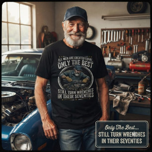 Immer noch Schraubenschlüssel in ihren Siebzigern T-Shirt