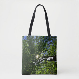 Immer Sonnenlicht durch Bäume inspirieren. Tasche