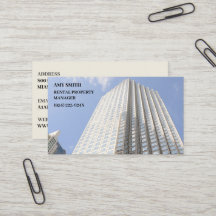 Immobilien/Finanzbankiers mit Real-Anwesen