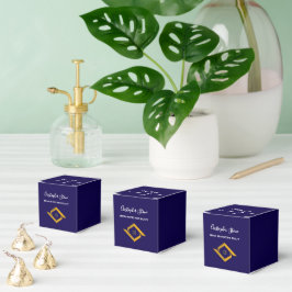 Immobilien Navy Blau Haus Logo Moderner Makler Geschenkschachtel