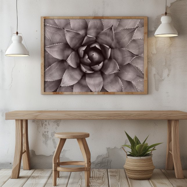 Impression moderne réussie (Modern Dusty Blush Succulent Botanical Art Poster in a wooden frame in a boho neutral room.)