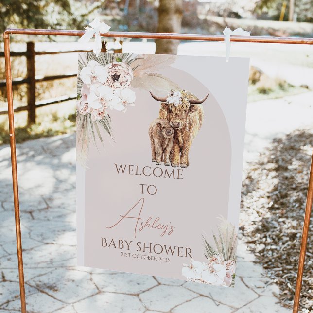 Impression Photo Boho Floral Arch Vache Baby shower de veau Affiche (Boho floral highland cow and calf baby shower welcome sign also featuring a blush colored arch.)