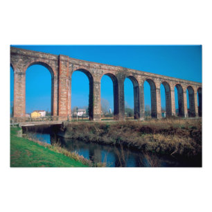 Impression Photo Europe, Italie. Aqueduc près de Lucques.