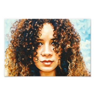 Impression Photo Femme aux cheveux bouclés sous le ciel bleu Arrièr