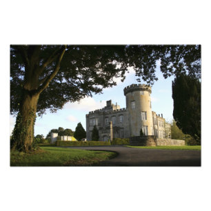 Impression Photo Irlande, l'entrée latérale du château de Dromoland