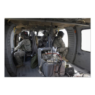 Impression Photo les soldats observent pour des risques