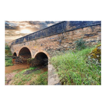 Pont triple arc en pierre