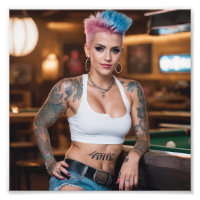 Souriant belle alternative Punk Pool Bar Girl