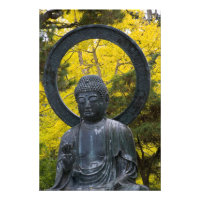 Statue de Bouddha dans les jardins japonais Golden
