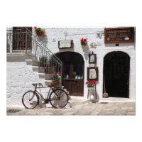 Vieux vélo et vitrine dans les Pouilles