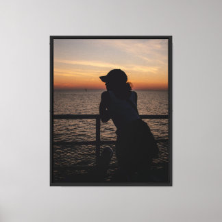Impression sur toile étirée de silhouette de femme