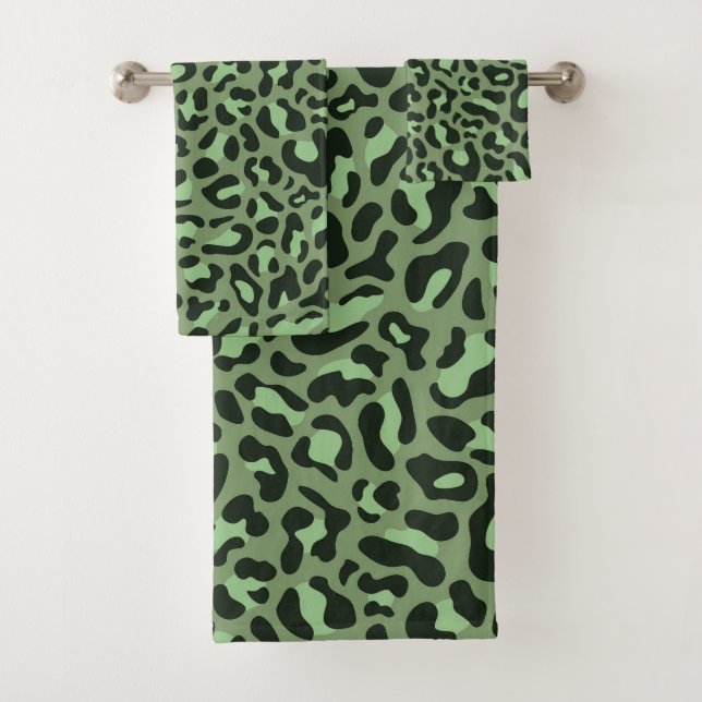 Imprimé léopard vert olive tendance chic (En situation)