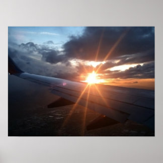 In den Sonnenuntergang fliegen Poster