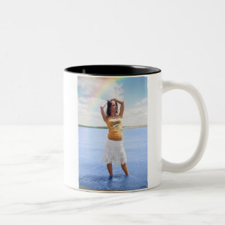 In der Gedächtnis Lanissa Regenbogen-Tasse Zweifarbige Tasse