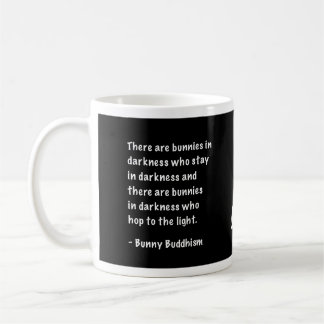 In der Häschen-Buddhismus-"Häschen Dunkelheit" Kaffeetasse