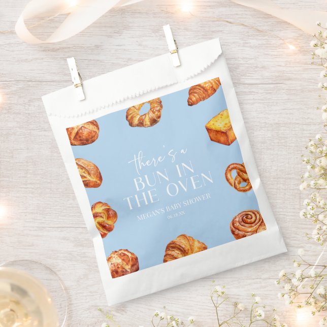 In der Ovenbrotdusche ist ein Bun. Geschenktütchen (Ausgeschnitten)