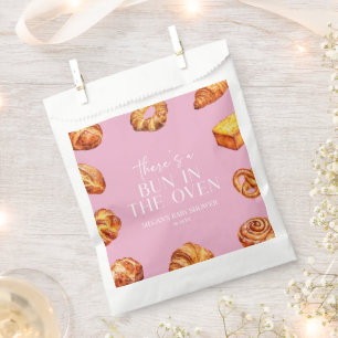 In der Ovenbrotdusche ist ein Bun. Geschenktütchen