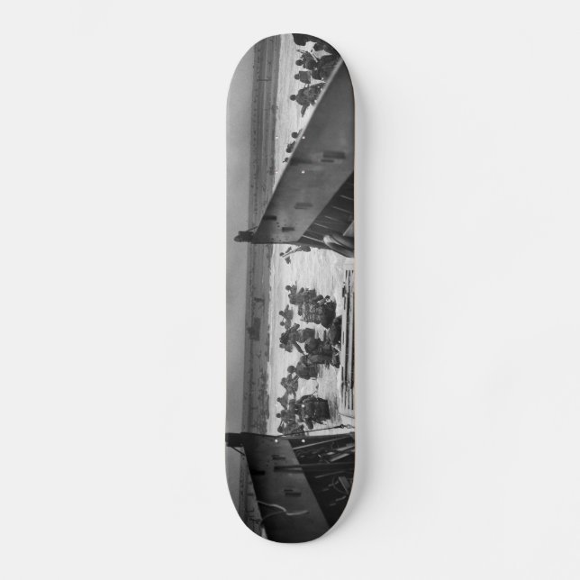 In die Kiefer Zweiten Weltkrieges Omaha des Skateboard (Vorderseite)