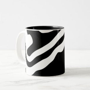 In die Tiefe: Abstrakt Schwarz und Weiß Zweifarbige Tasse