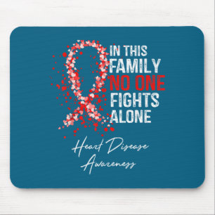 In dieser Familie kämpft man allein gegen Herzkran Mousepad