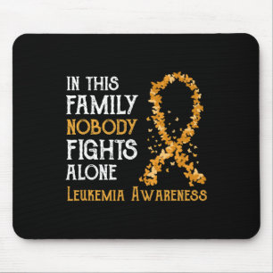 In dieser Familie kämpft niemand allein gegen Leuk Mousepad