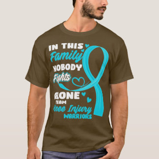 In dieser Familie kämpft niemand allein Team Knee T-Shirt