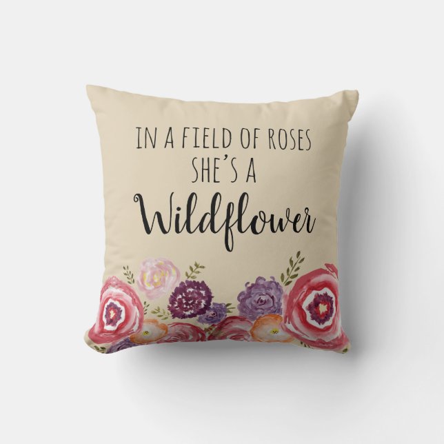 In einem Bereich der Rose ist sie ein Wildblume Ki Kissen (Vorderseite)