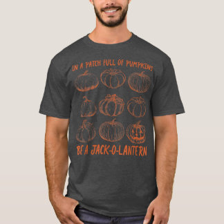 In einem Pflaster voller Pumpkins ist Jack O' Lant T-Shirt