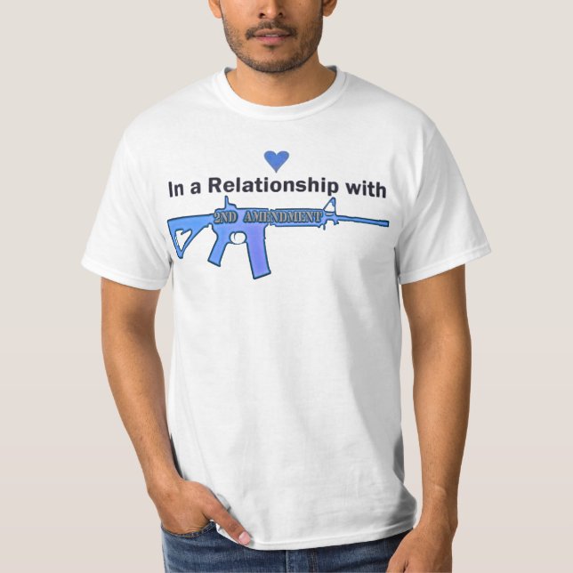 In einer Beziehung T-Shirt (Vorderseite)