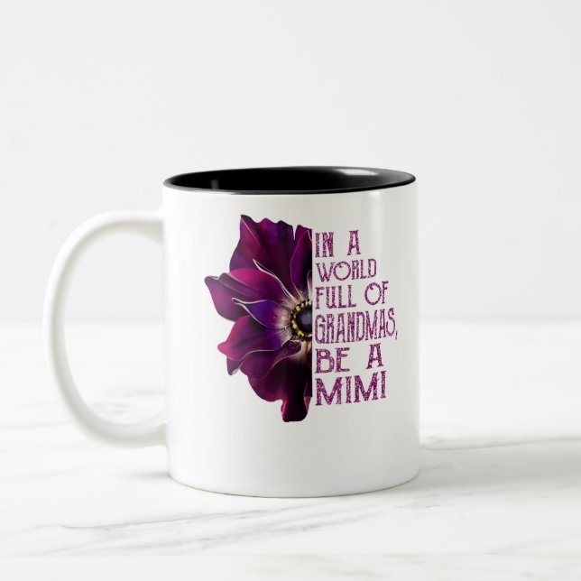 In einer Welt voller Großmassen ist ein Mimi-Anemo Zweifarbige Tasse (Links)