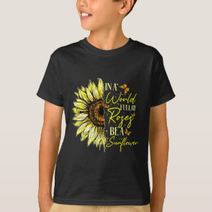 In einer Welt voller Rose ist eine Niedliche Sonne T-Shirt