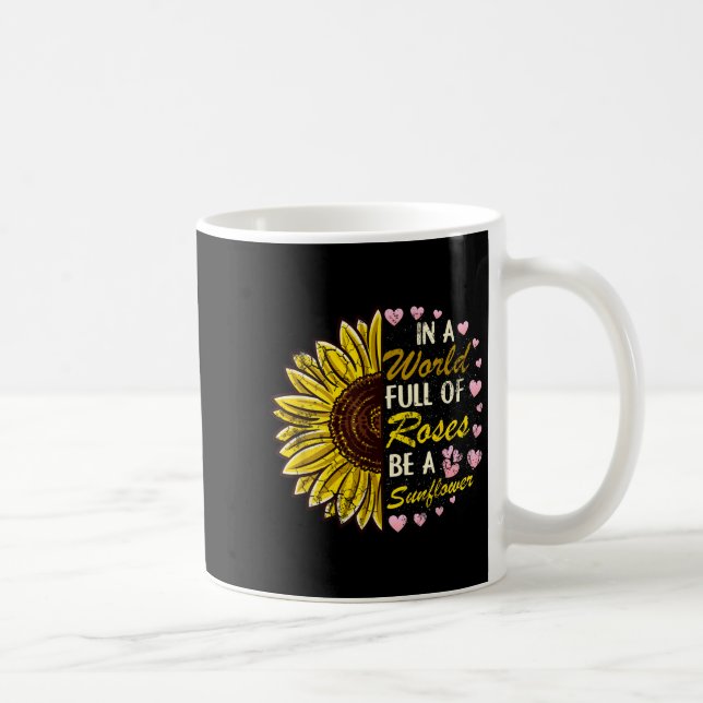 In einer Welt voller Rose wird eine Redewendungen  Kaffeetasse (Rechts)