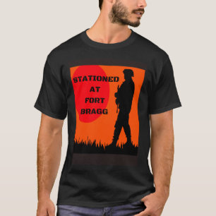 IN FORT BRAGG ERKLÄRT T-Shirt