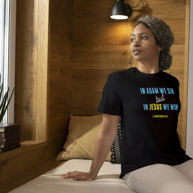 In Jesus gewinnen wir | Inspiration: Bibelverse T-Shirt (Von Creator hochgeladen)