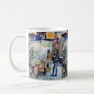 In Liebe mit Ärger und in Schwierigkeiten mit der Kaffeetasse