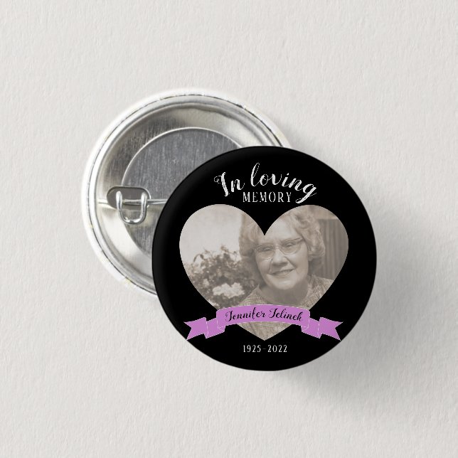 In liebevollem button (Vorne & Hinten)