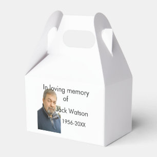 In liebevoller Erinnerung an das Jahr des Namens F Geschenkschachtel