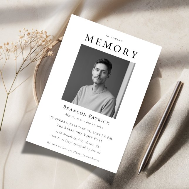 In Love Memory Einfache digitale Beerdigung Foto Einladung (Von Creator hochgeladen)