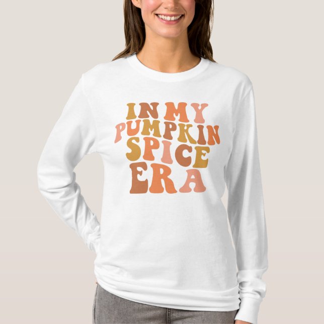 In meinem Shirt der Kürbisspitzenzeit (Vorderseite)