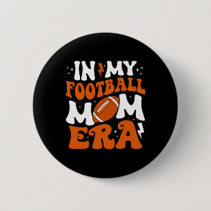 In meiner Football-Mom-Ära Cute Groovy Football Button