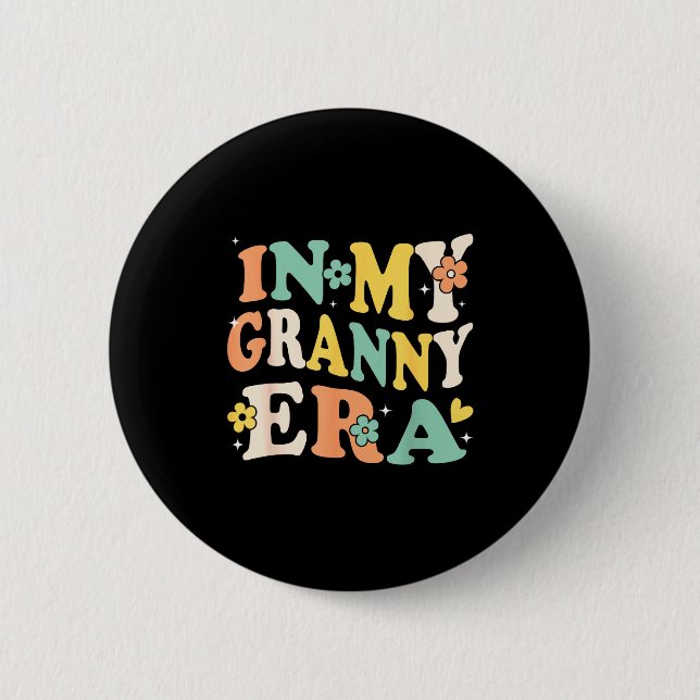 In My Granny Era Funny Sarcastic Groovy Retro Moth Button (Vorderseite)